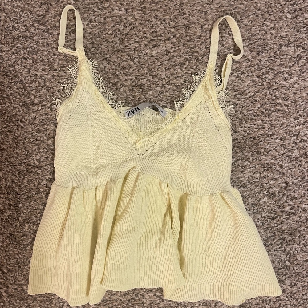 Light yellow Lacy tank from Zara.